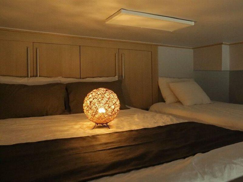 Dongdaemun Modern Studio Сеул Экстерьер фото