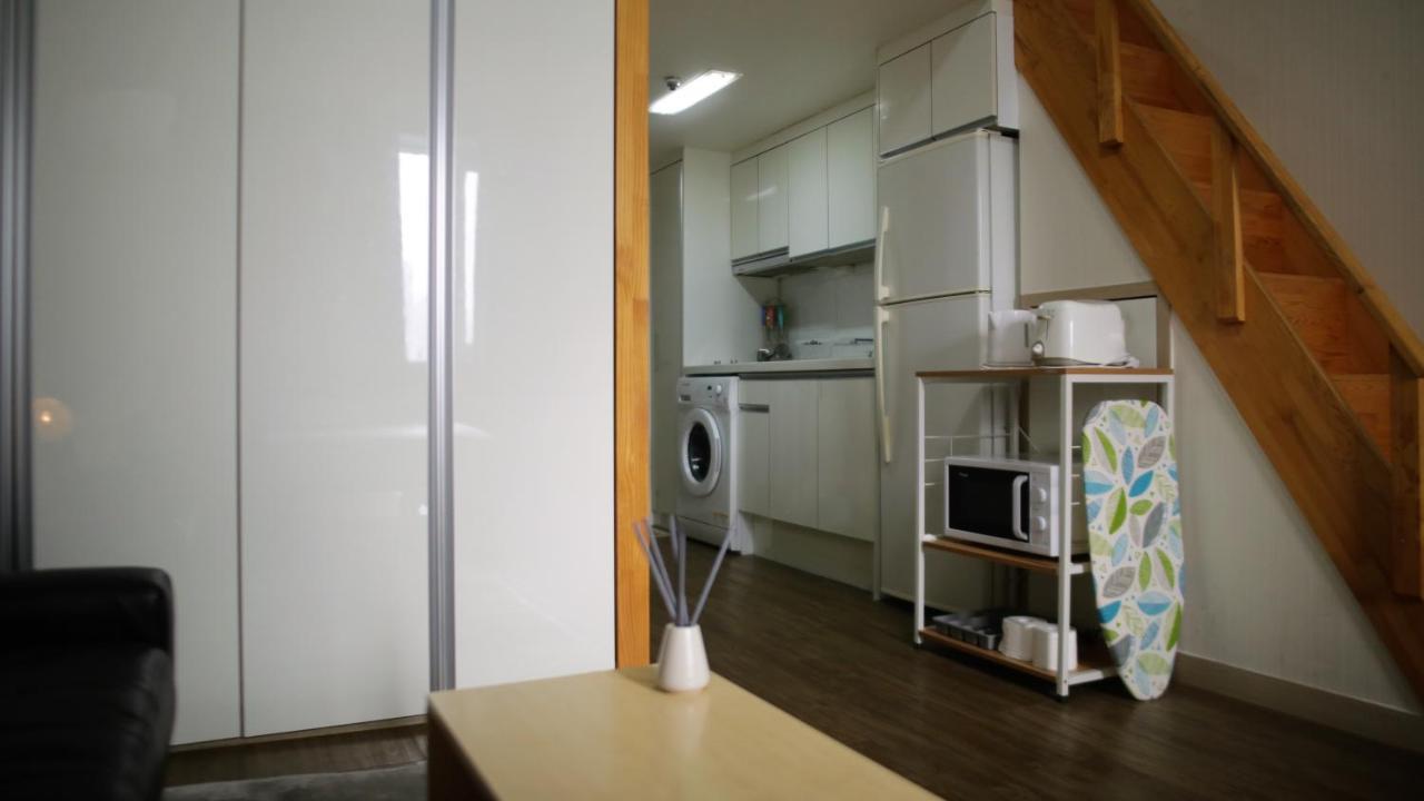 Dongdaemun Modern Studio Сеул Экстерьер фото